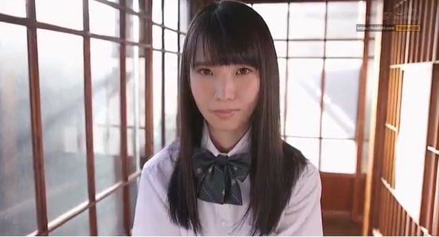 恥ずかしいけど感じちゃいます…貧乳清純美少女・希咲那奈、乳首責め